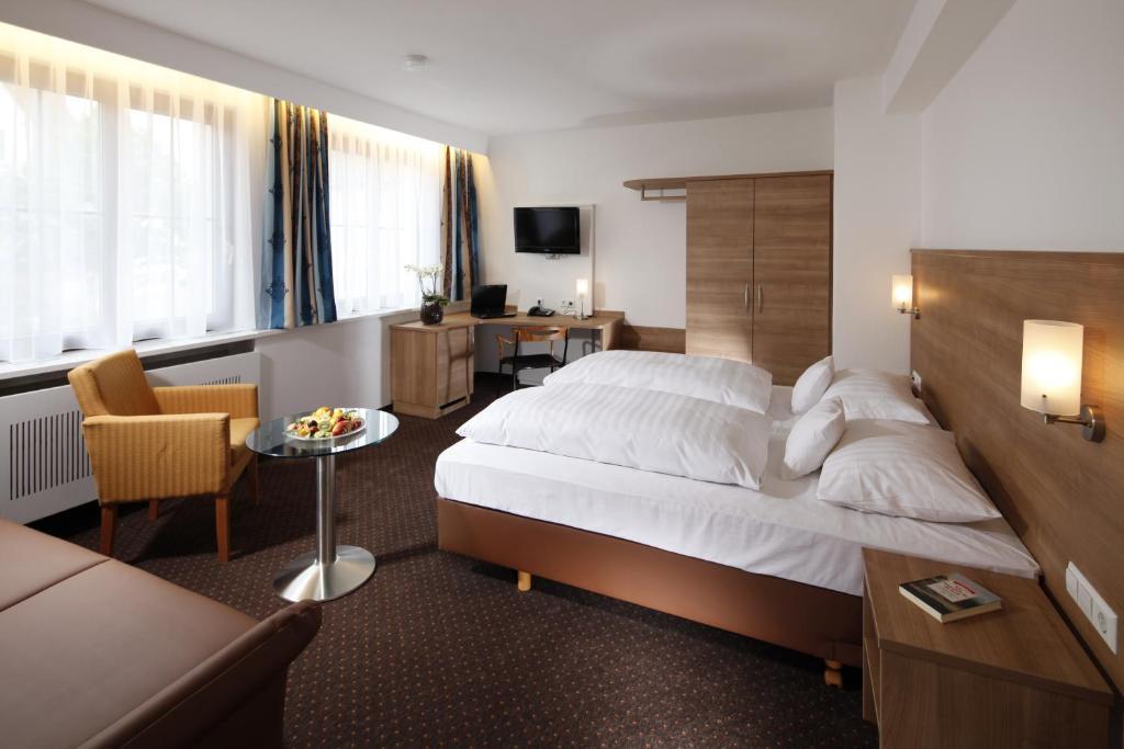Hotel Warteck フロイデンシュタット 部屋 写真