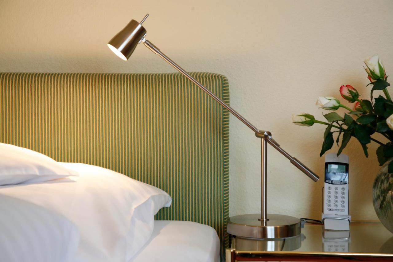 Hotel Warteck フロイデンシュタット エクステリア 写真